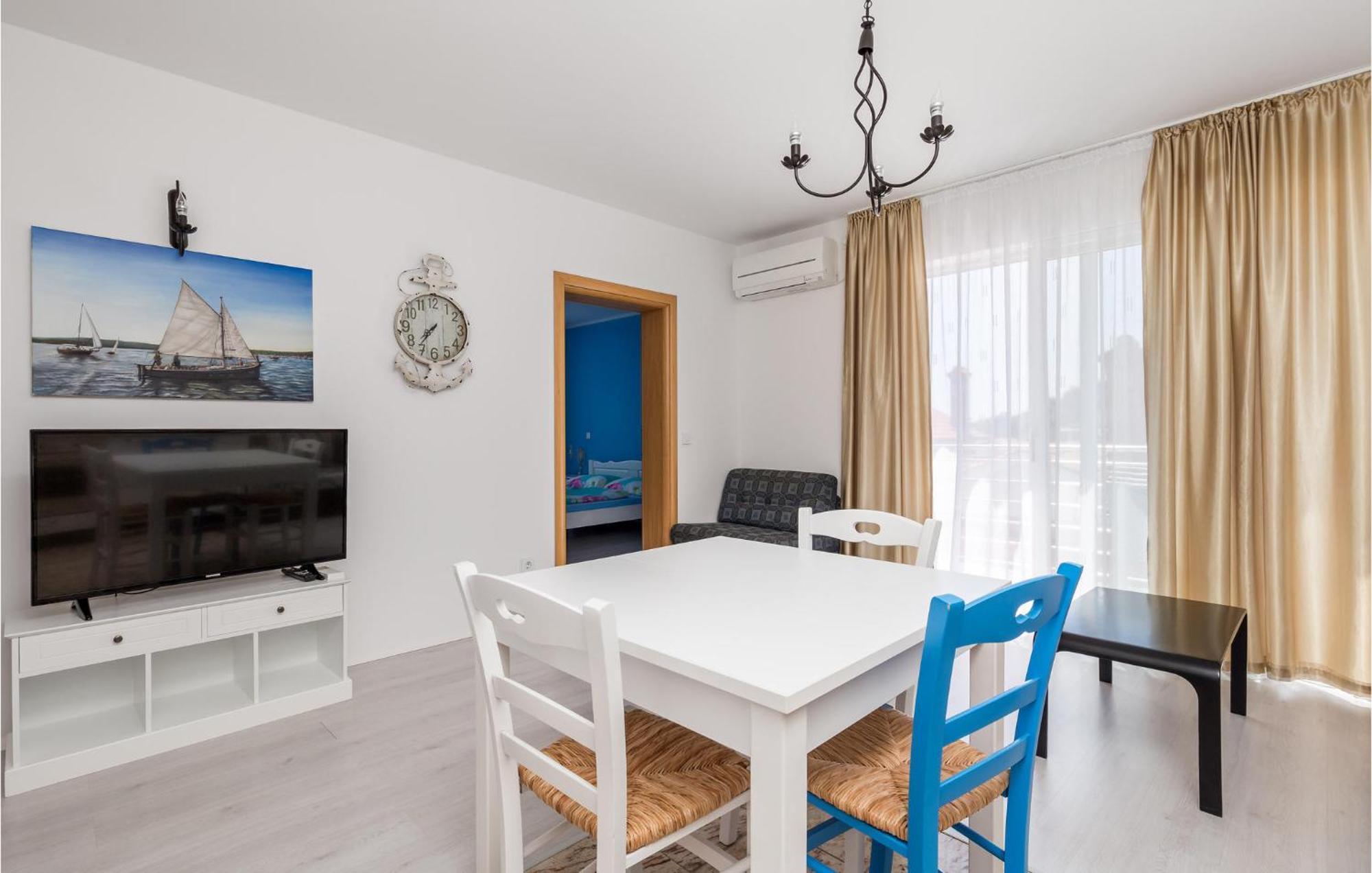 1 Bedroom Gorgeous Apartment In Mošćenička Draga Eksteriør billede